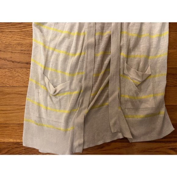 Cardigan LOFT size Medium - Picture 2 of 5